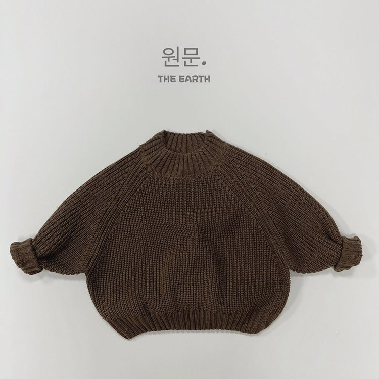 New vintage knitted sweater for kids, solid casual design, loose fit, and warm pullover.