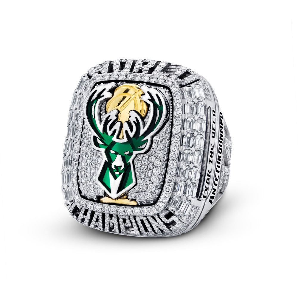 Milwaukee Bucks Alloy Championship Ring