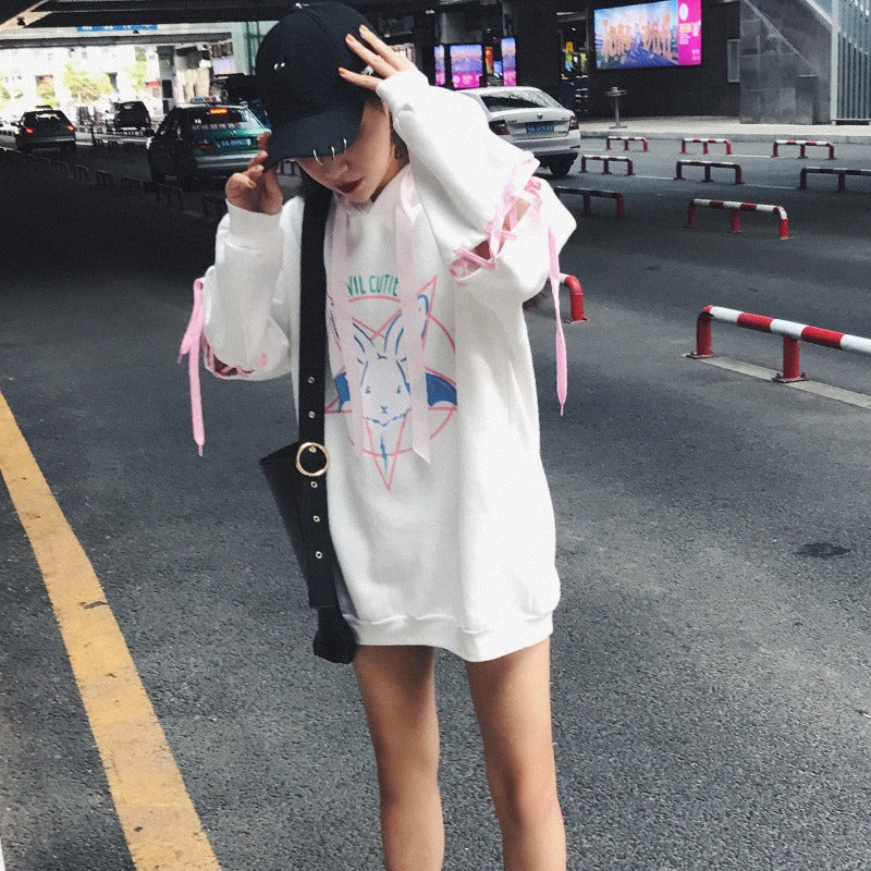 white medium-length hoodie