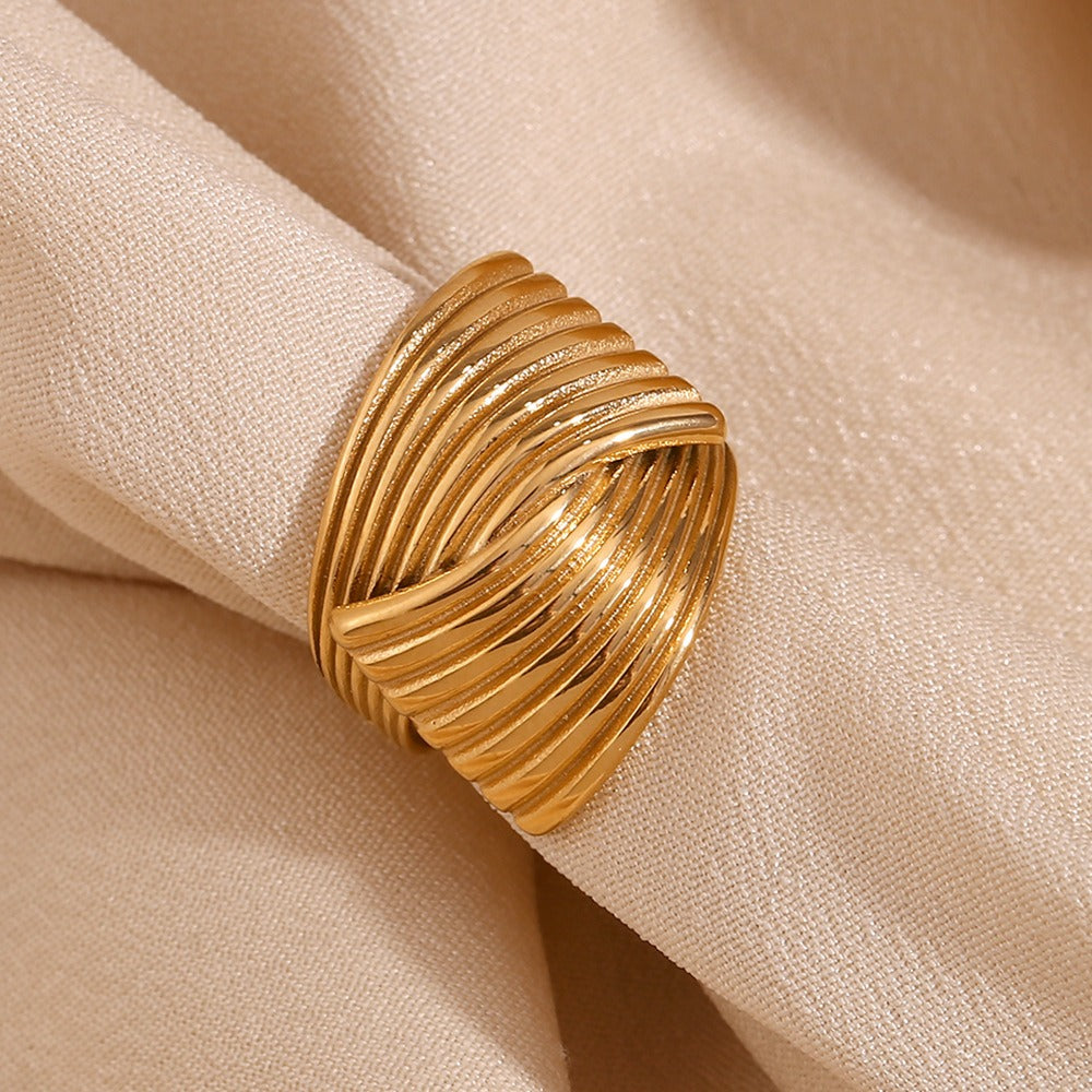 Retro Geometric Fan-Shaped Women's Ring