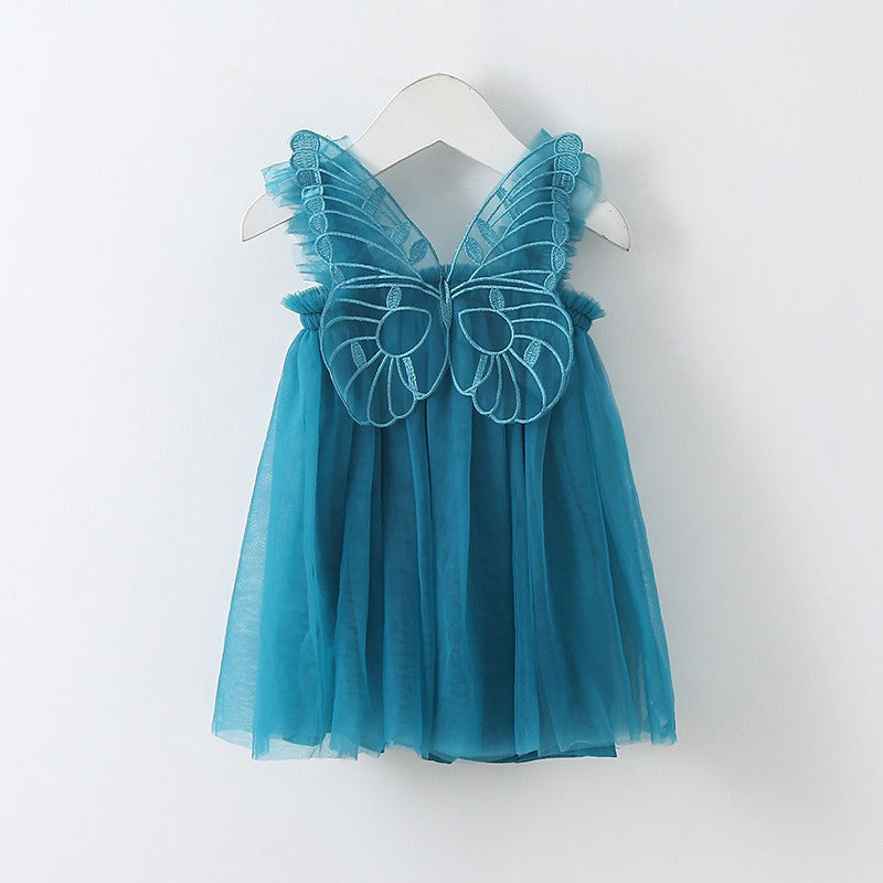 New baby girl dress with solid color and butterfly wing sleeves—sweet princess style.