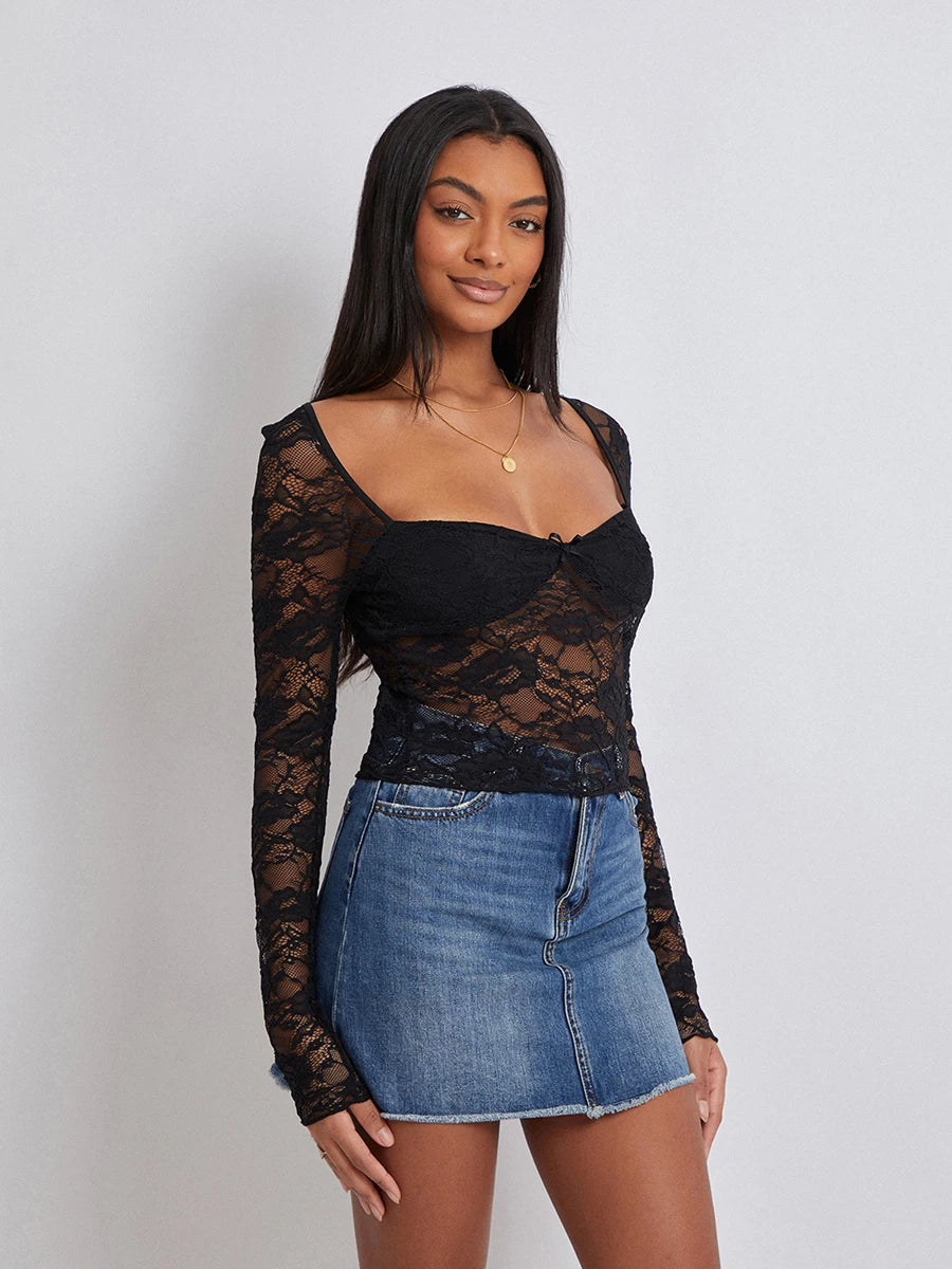 Open navel long sleeved top lace short t-shirt