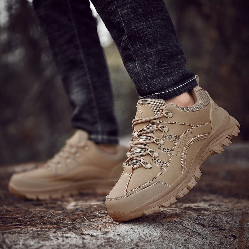 Men's Oversized Leather Hiking Shoes: Low-Top Outdoor Sneakers for Fall/Winter