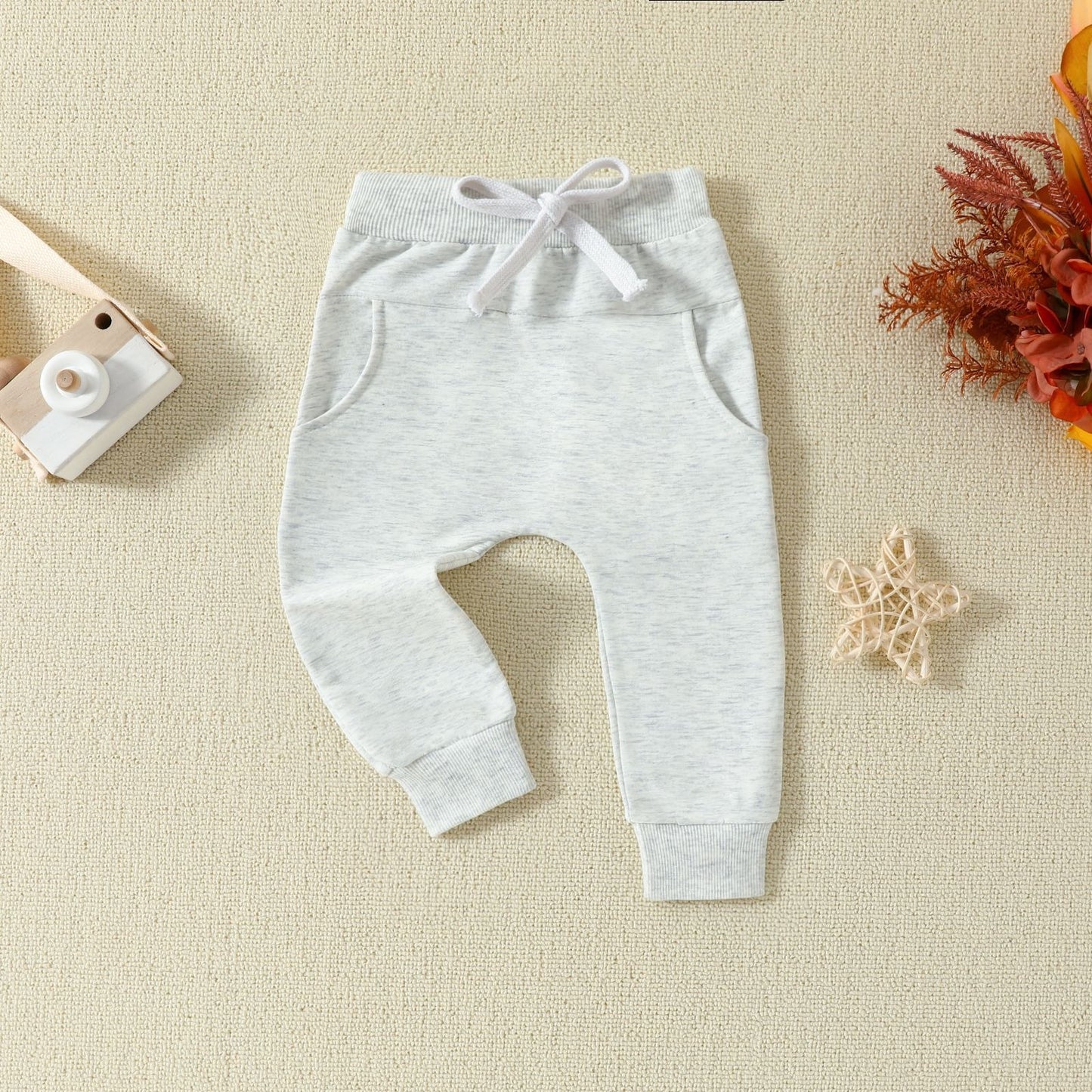 Infant and toddler long-sleeve pullover hoodie and pants two-piece set with letter print.